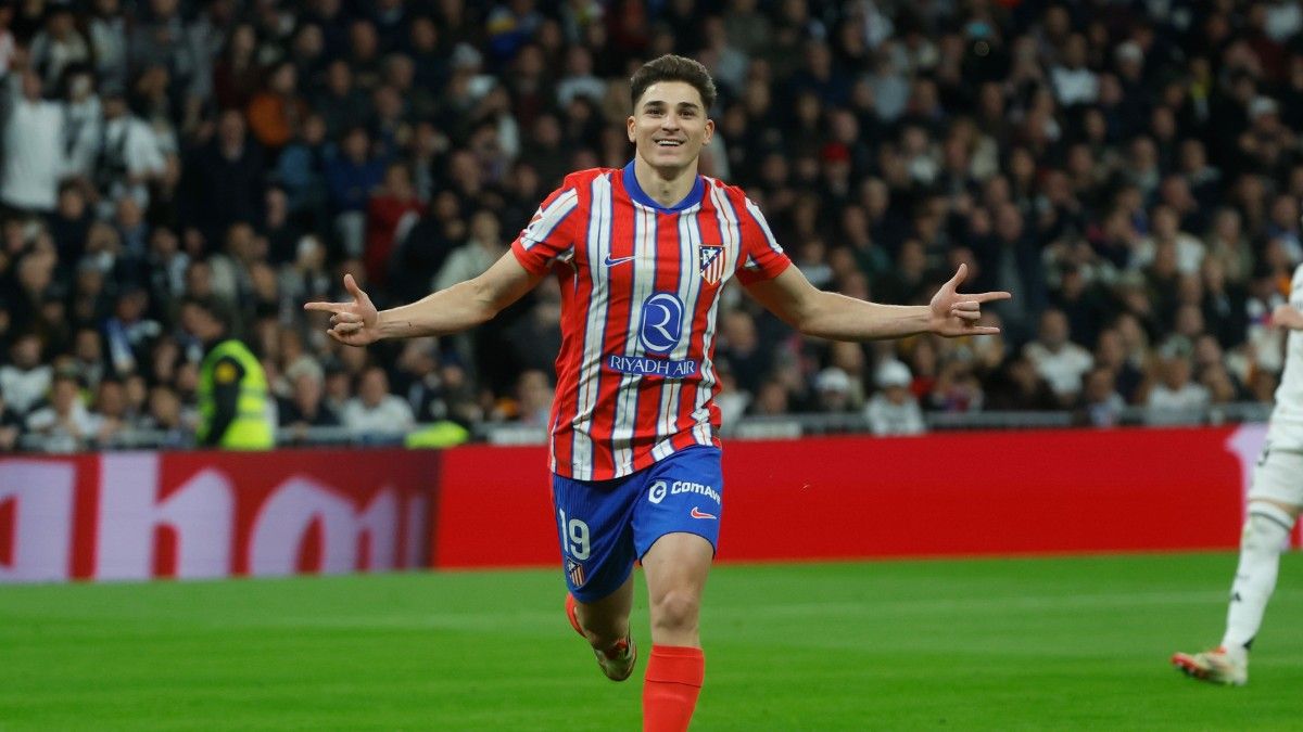 Ni el VAR desatasca un derbi entre Real Madrid y Atlético que ganó el Barça