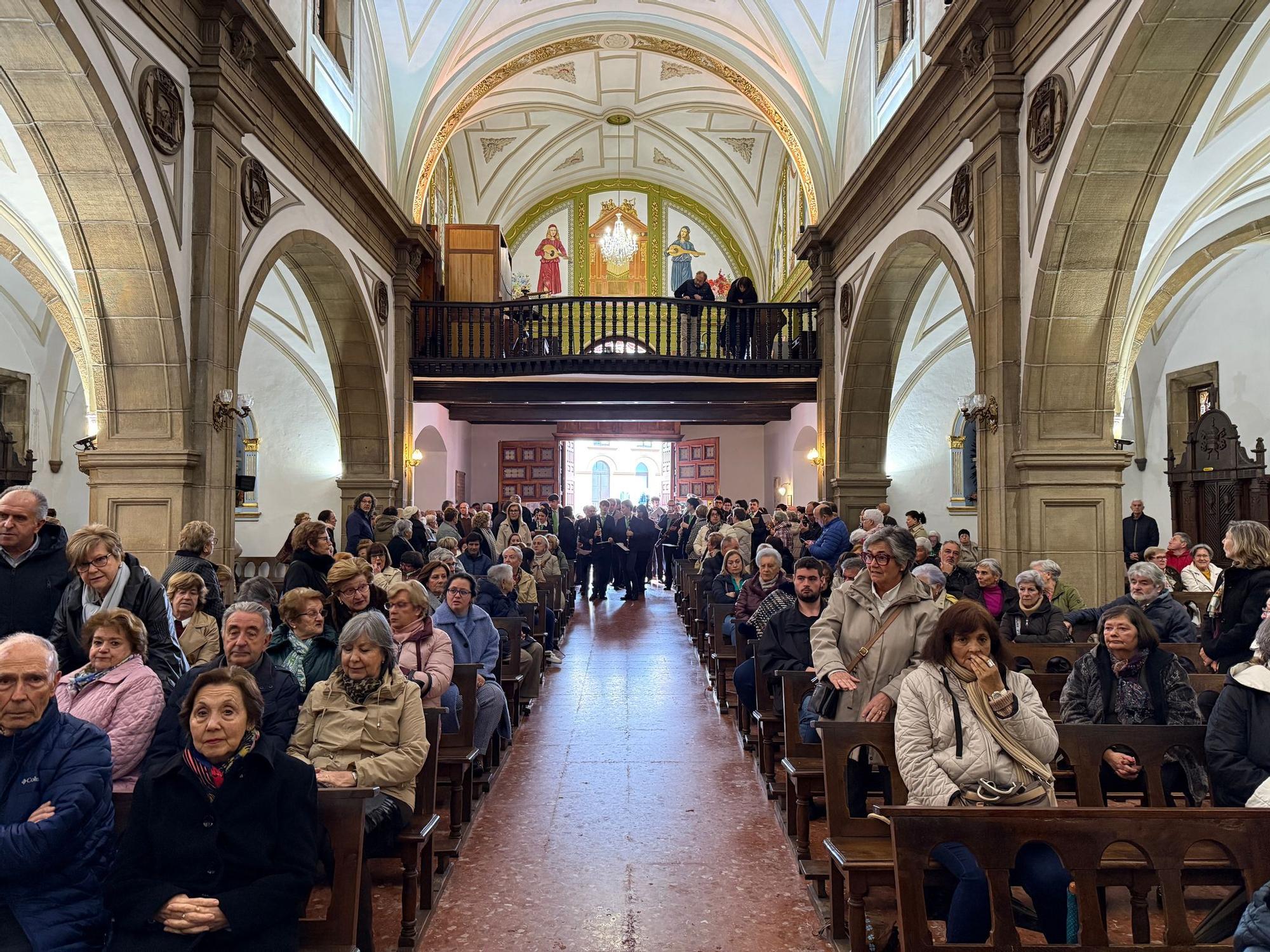 Así vivió Candás su Santo Entierro