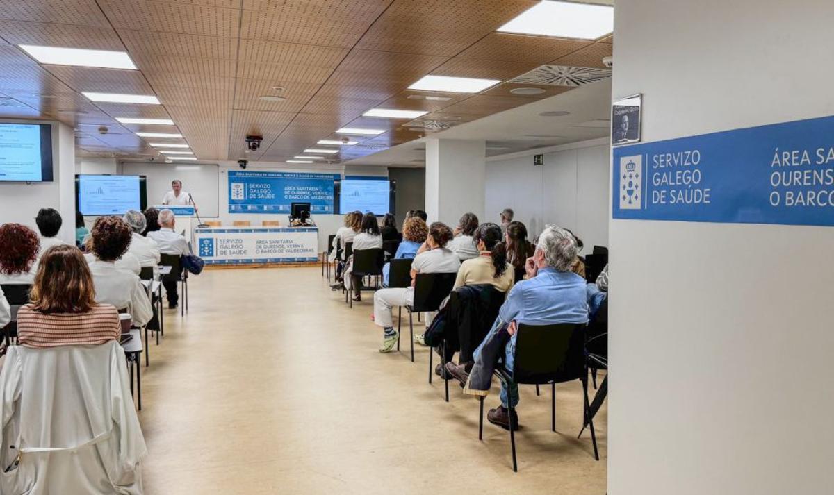 Presentación en el CHUO del plan director de investigación. | FDV