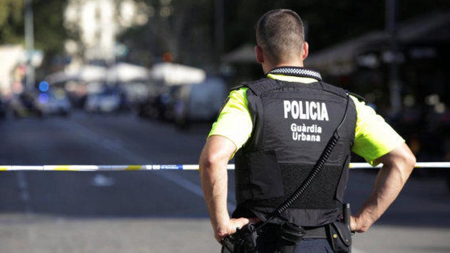 La CUP rechaza condecorar a los cuerpos de seguridad que actuaron en los atentados