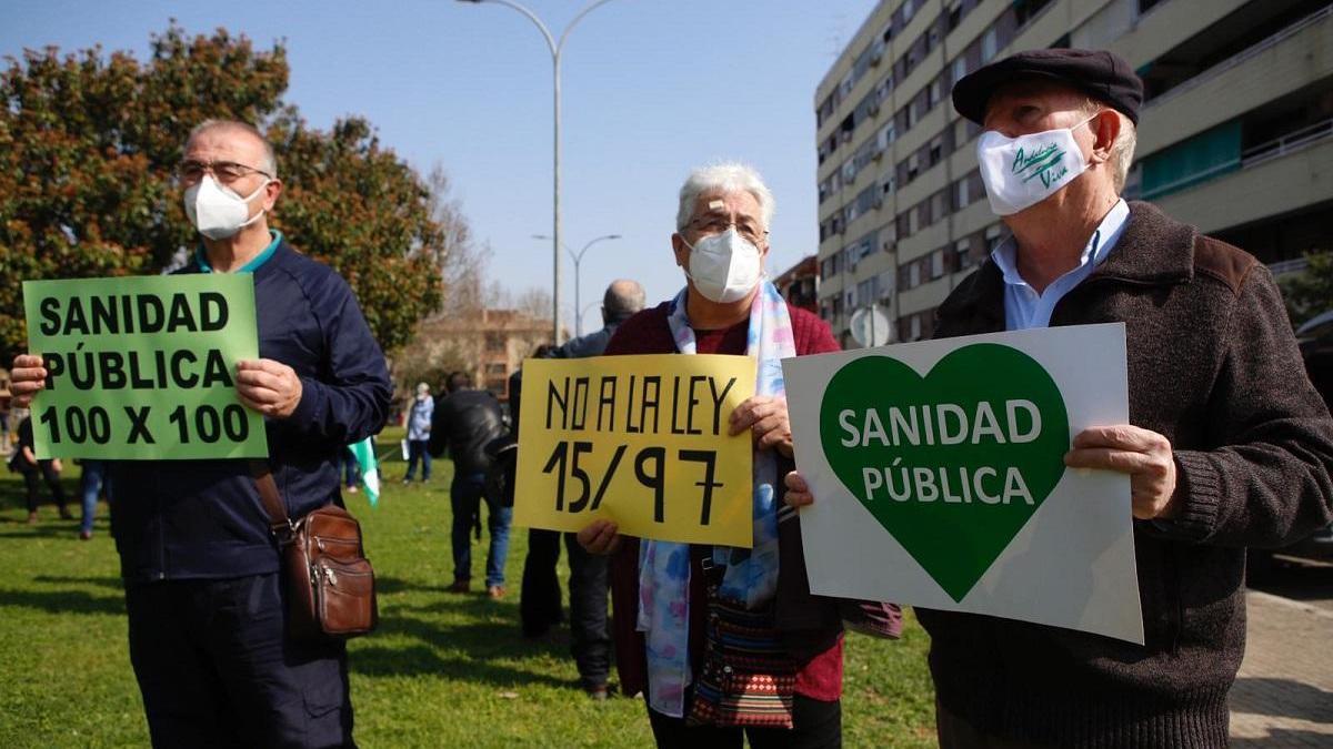 La Marcha por la Dignidad reivindica educación y sanidad públicas y de calidad