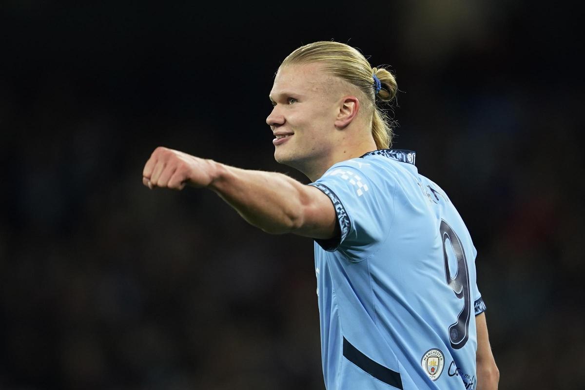 Manchester City's Erling Haaland celebrates after scoring his side's second goal during the Champions League opening phase soccer match between Manchester City and Sparta Praha at the Etihad Stadium in Manchester, England, Wednesday, Oct.23 , 2024. (AP Photo/Dave Thompson)