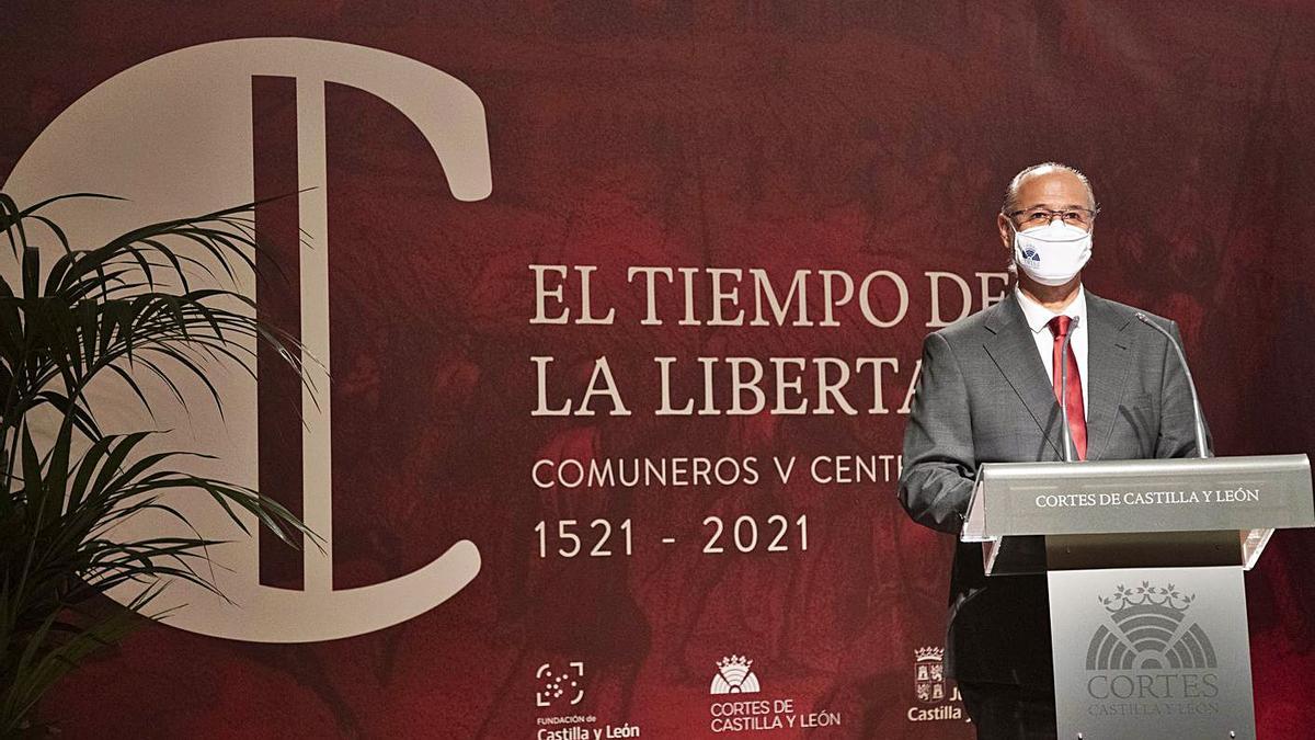 Luis Fuentes, durante la presentación de “El tiempo de la libertad”.