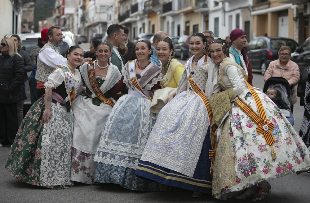 Las comisiones falleras de Sagunt visitan Faura y Gilet