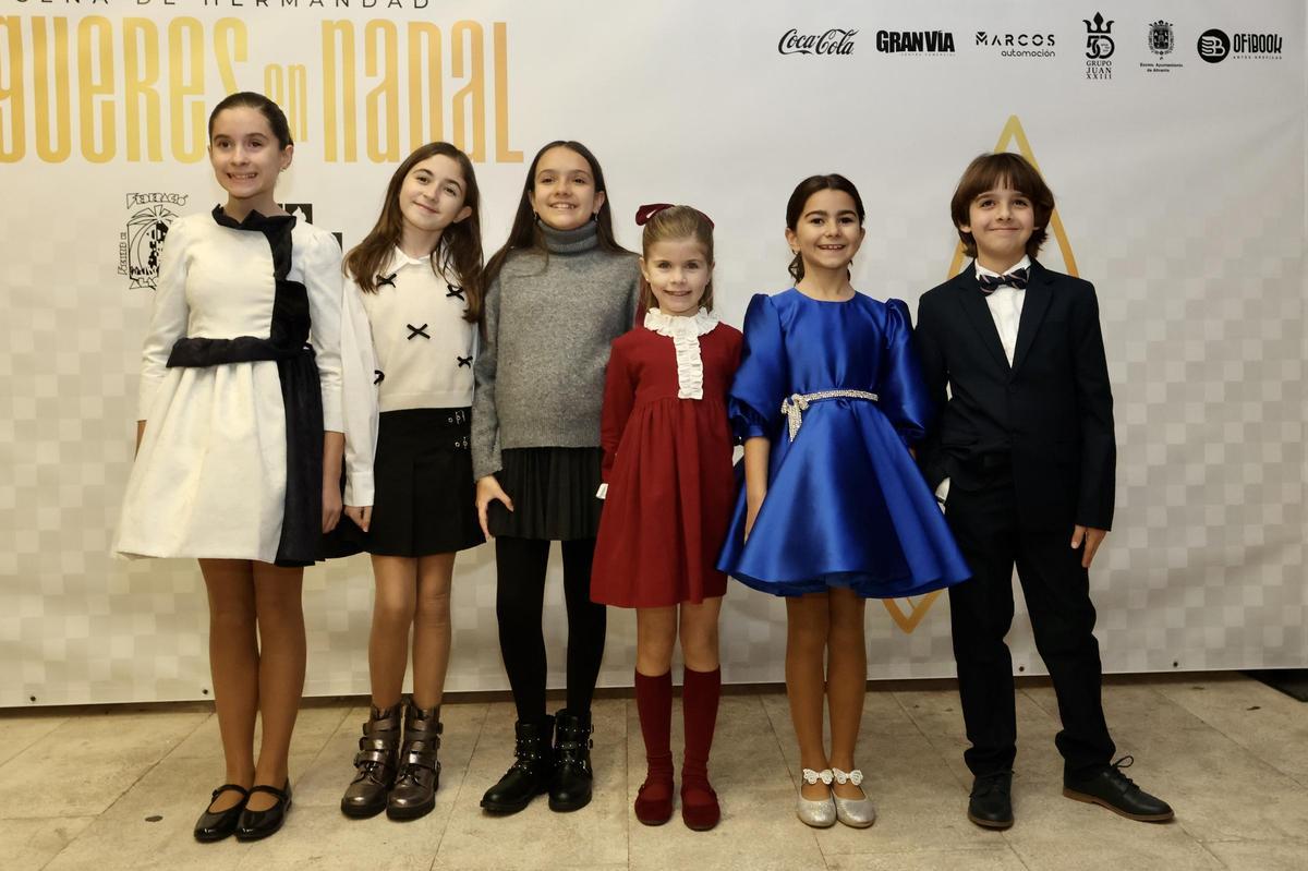 Cena infantil de Fogueres en Nadal