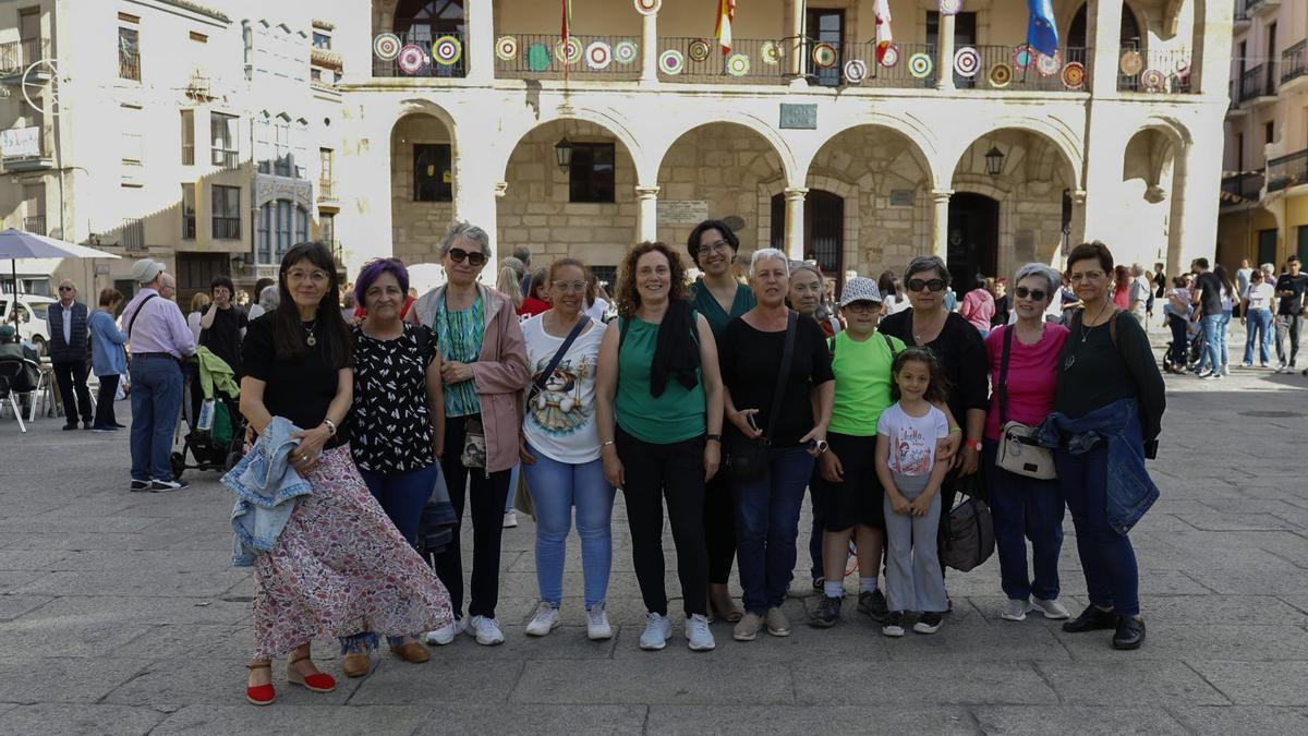 VÍDEO | Zamora continúa decorando la ciudad para las fiestas de San Pedro