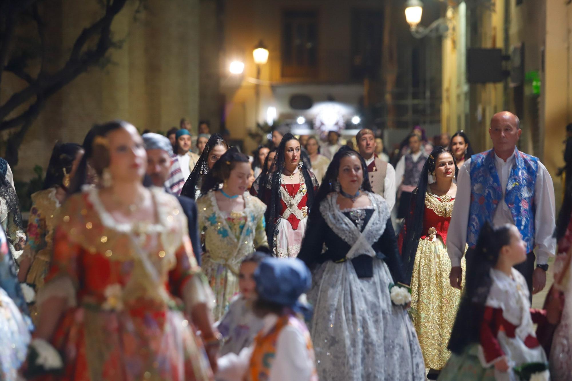 Búscate en el segundo día de la Ofrenda en la calle San Vicente entre las 22 y las 23 horas