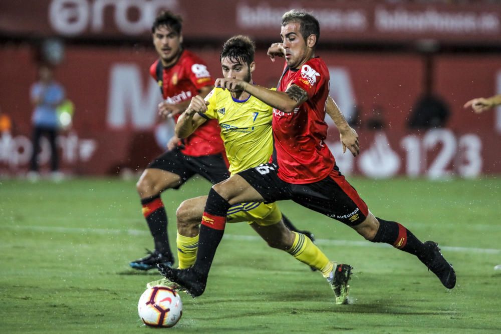 Real Mallorca besiegt in letzter Sekunde Cádiz