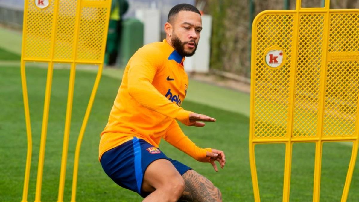 Memphis, ultimando su recuperación en la Ciutat Esportiva Joan Gamper