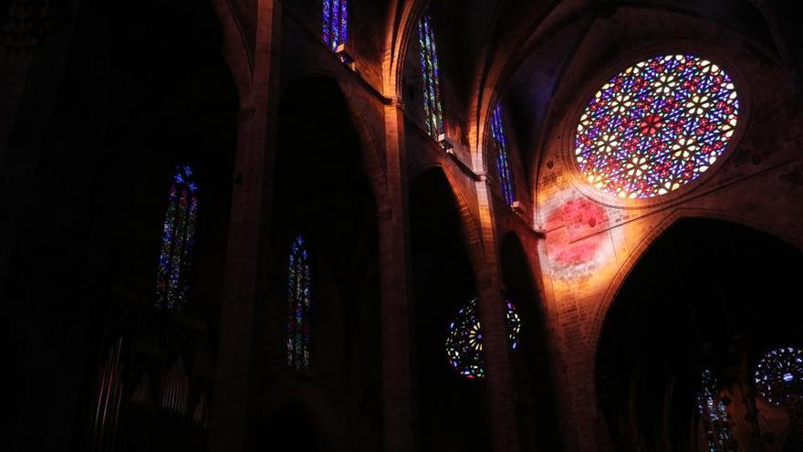 La Catedral de Mallorca exhibe el espectáculo del solsticio de verano