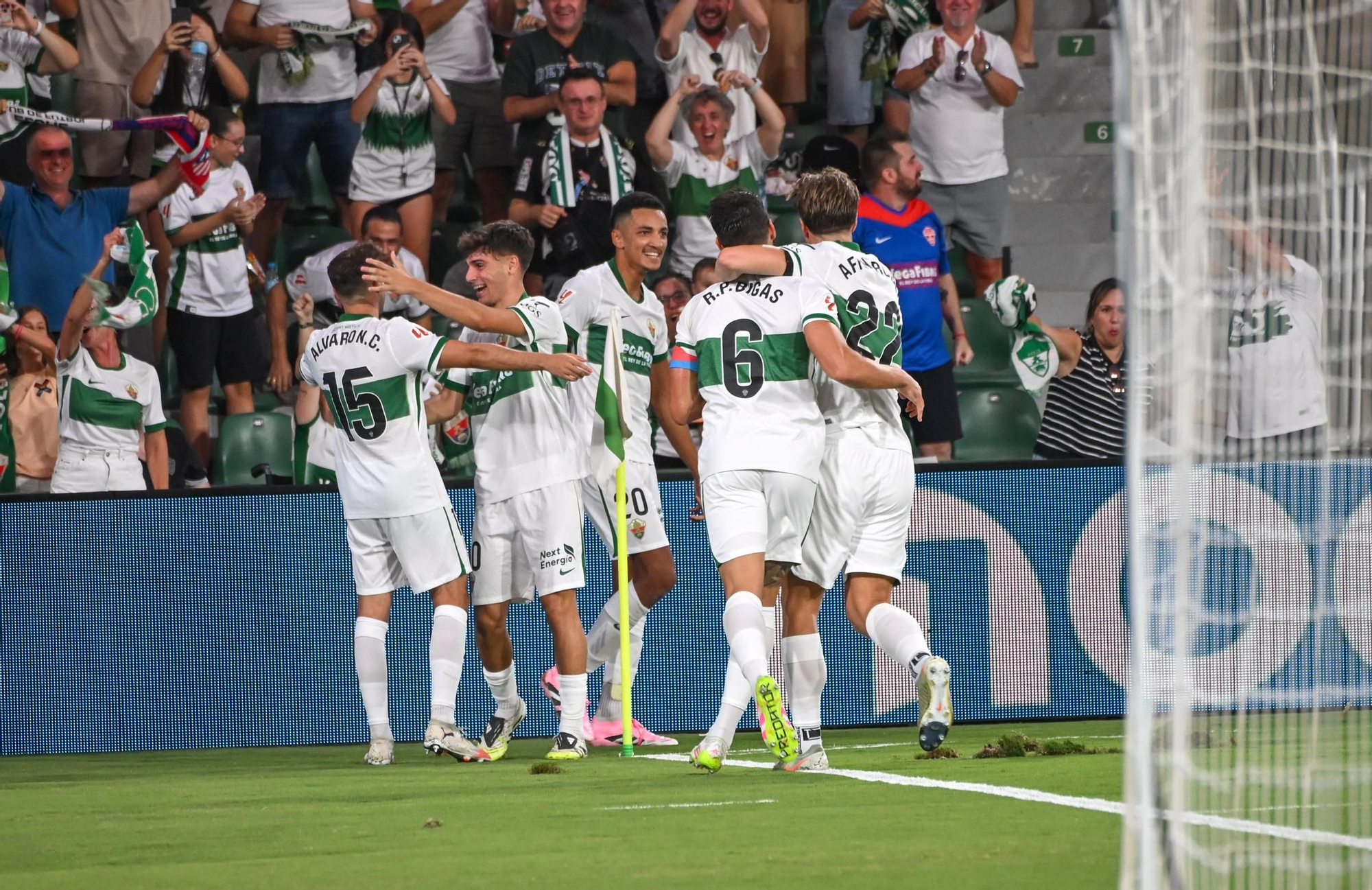 Las mejores imágenes del la victoria del Elche CF frente al Levante (2-0)