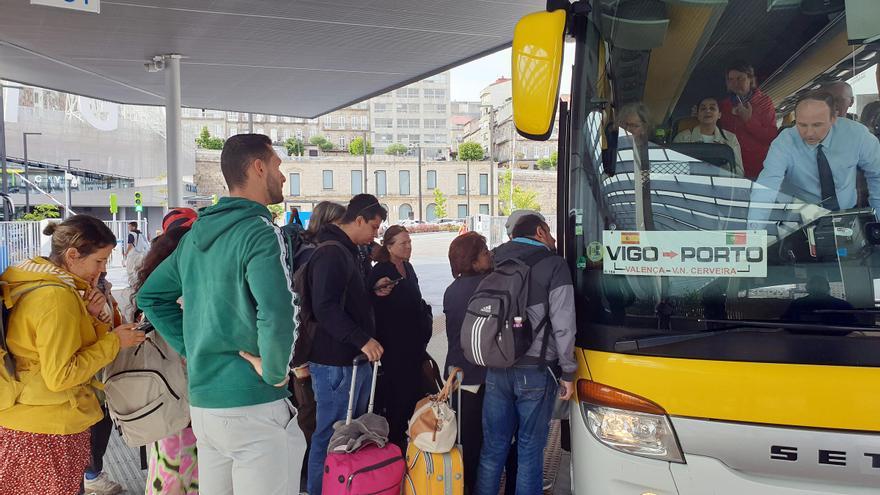 Guerra de precios en el bus de Vigo a Oporto: aparece una quinta compañía con billetes a 5 euros
