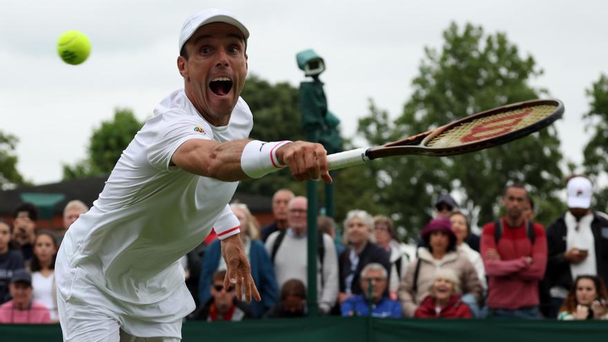 Roberto Bautista recobra el esplendor en la hierba de Wimbledon