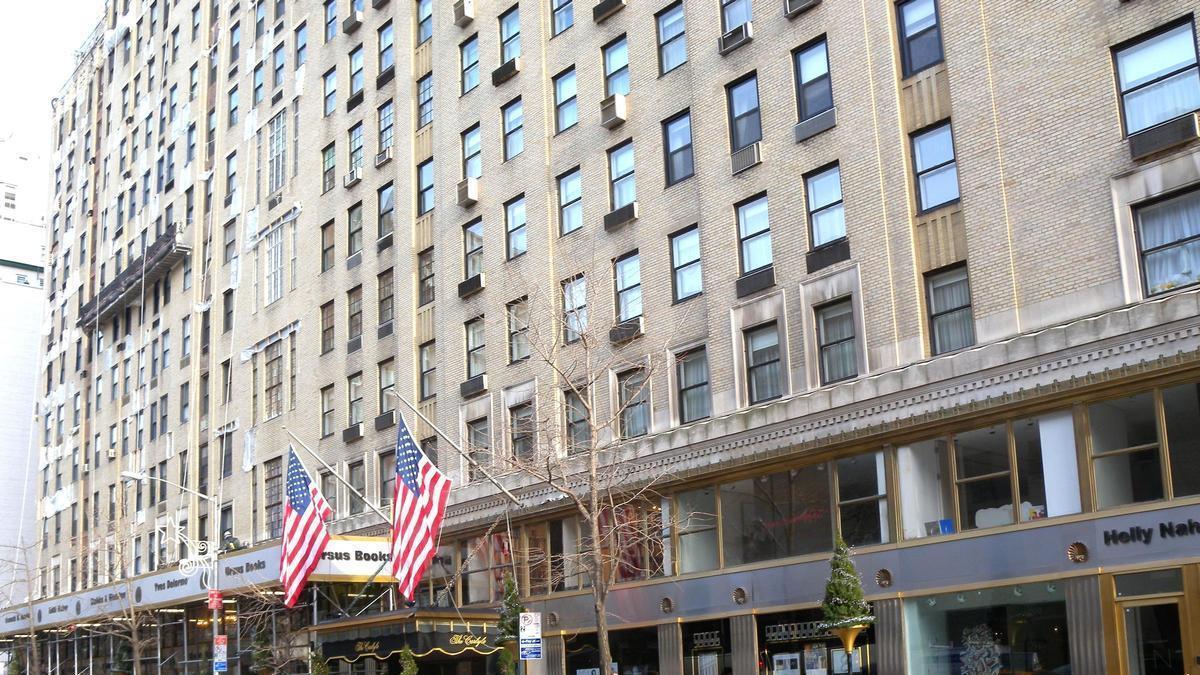 Fachada del hotel Carlyle, en Mahattan.