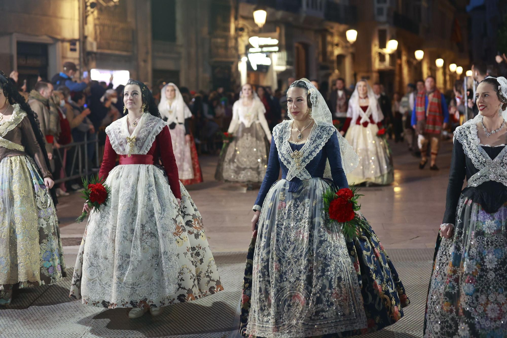 Búscate en el segundo día de ofrenda por la calle Quart (entre las 19:00 a las 20:00 horas)