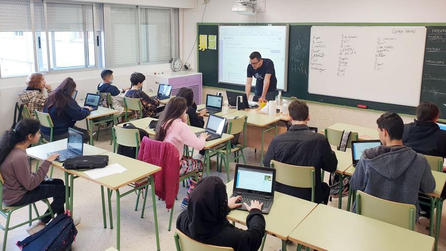 El libro digital se consolida en uno de cada tres colegios de Vigo