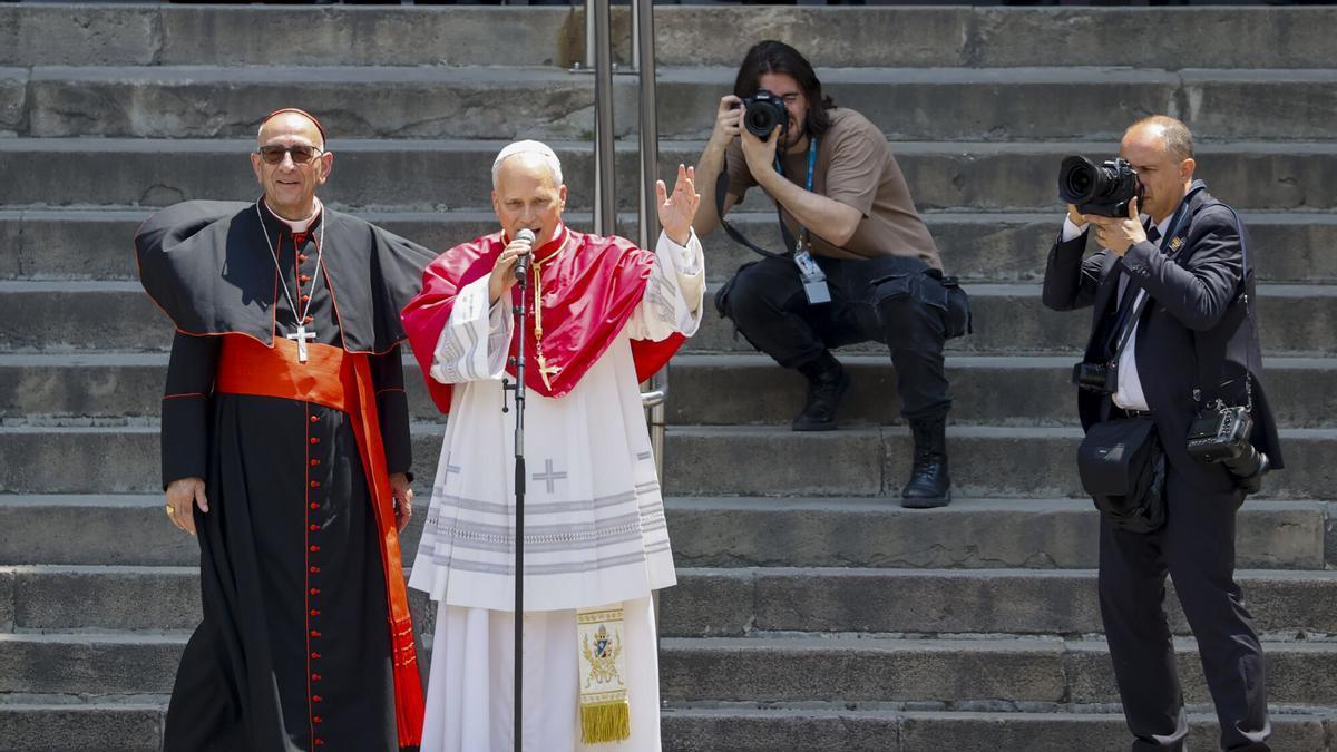 El Papa Lleo XIV a l'exterior de la catedral de Barcelona