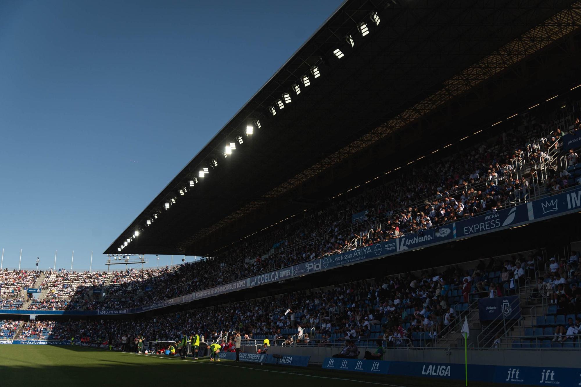 Partido de Liga CD Tenerife-SD Eibar
