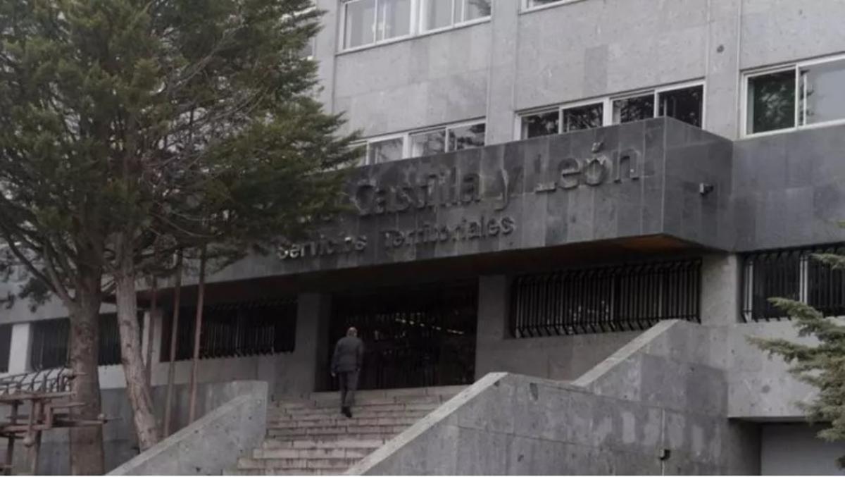 Edificio administrativo de la Junta en Zamora, conocido como los "Ministerios"