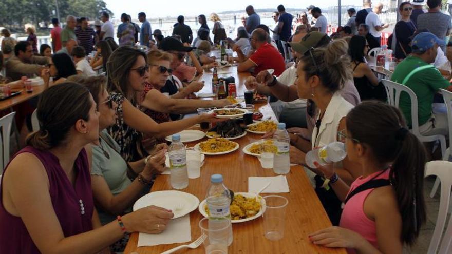 La Festa do Mexillón e do Berberecho colma las expectativas del Concello de Vilanova