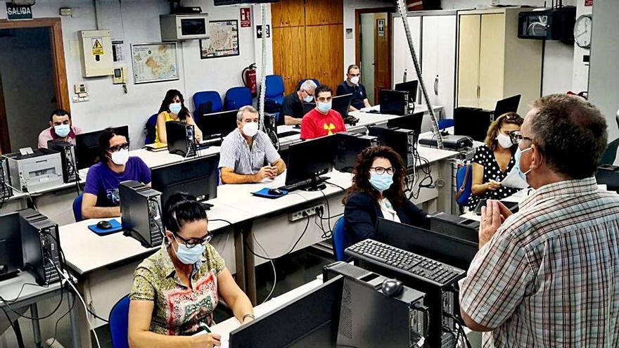 Los rastreadores voluntarios de Molina de Segura tuvieron que recibir varios cursos de formación.