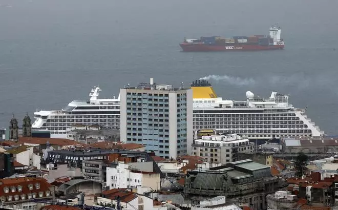 Se refugia en Vigo el 'crucero de los temporales' con casi 1.400 personas a bordo