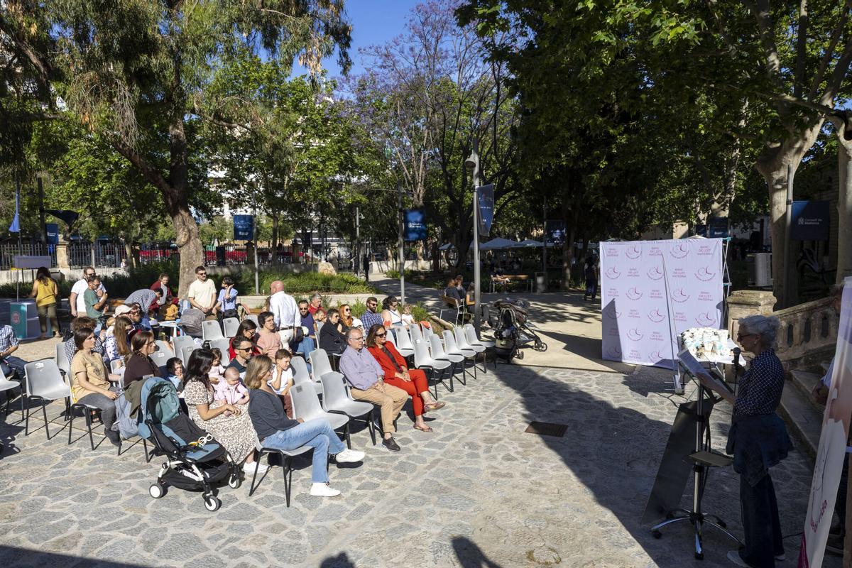 Baleares homenajea a las madres que donan leche para bebés prematuros