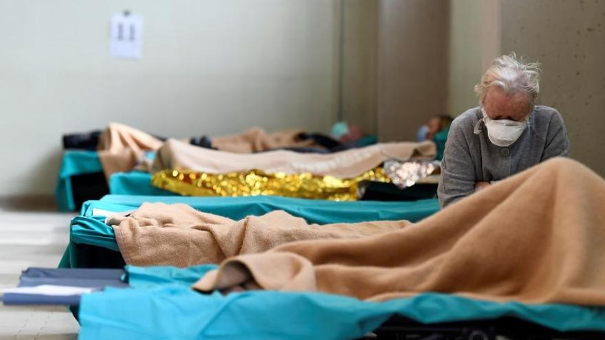 Pacientes en el hospital Spedali Civili de Brescia, ayer.