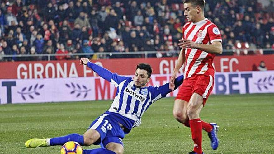 Pere Pons va tornar ahir a l&#039;onze titular del Girona.