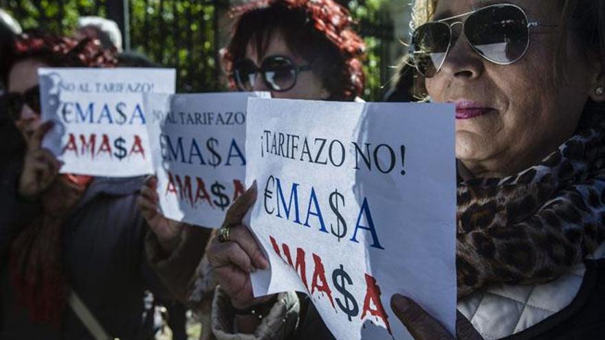 Las protestas por las nuevas tarifas de Emasa se han venido produciendo constantemente.