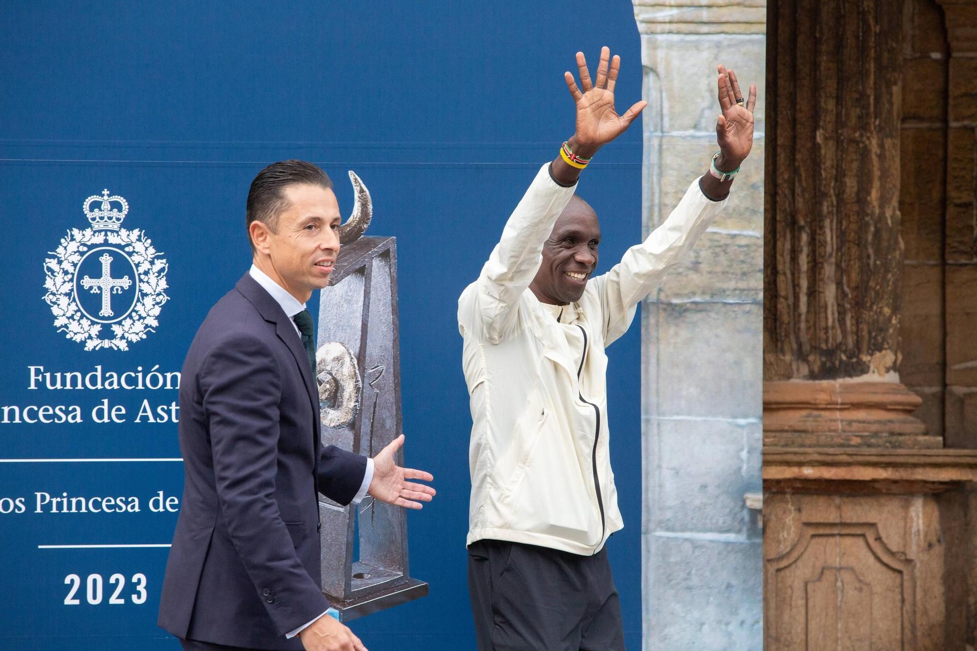 En imágenes: Kipchoge ya está en Oviedo para recibir el Premio "Princesa" de los Deportes