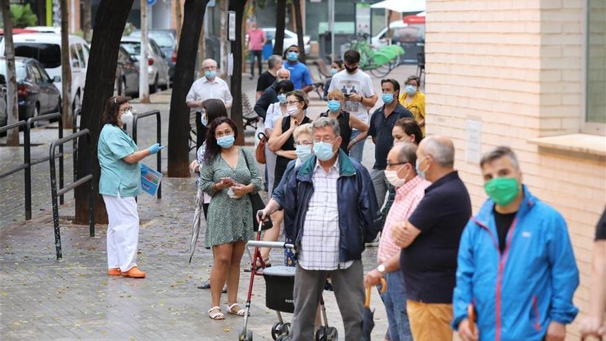 Médicos urgen un tope de pacientes en el plan de choque de centros de salud