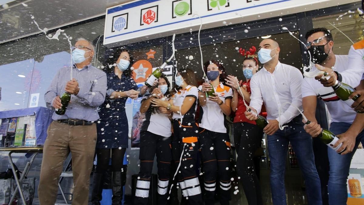 La estación Chasnera reparte suerte en la Lotería de Navidad