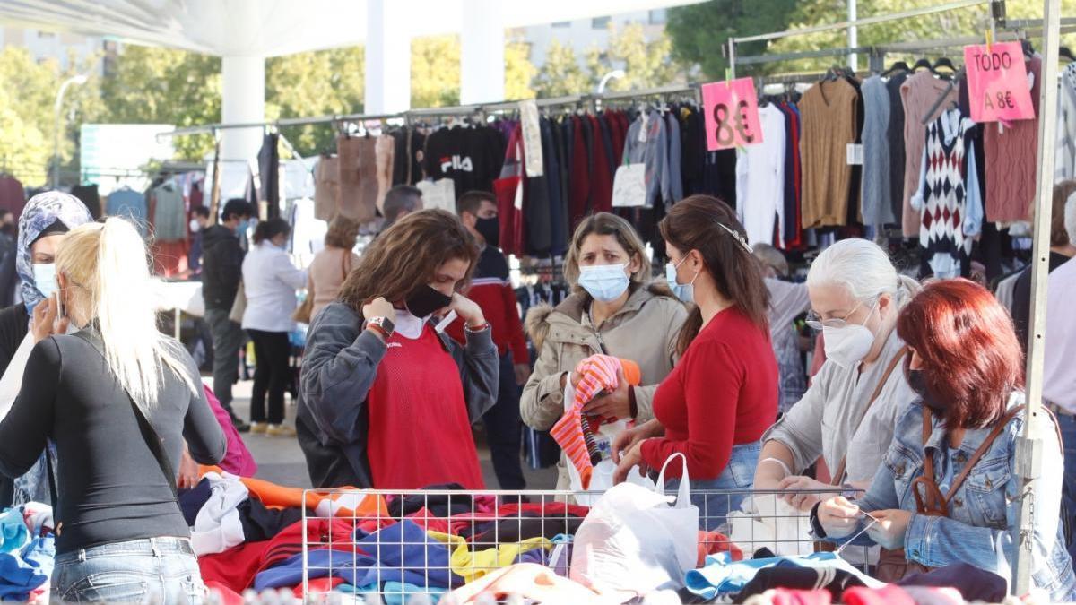 Los vendedores ambulantes cifran en un 75% la caída de las ventas por el coronavirus