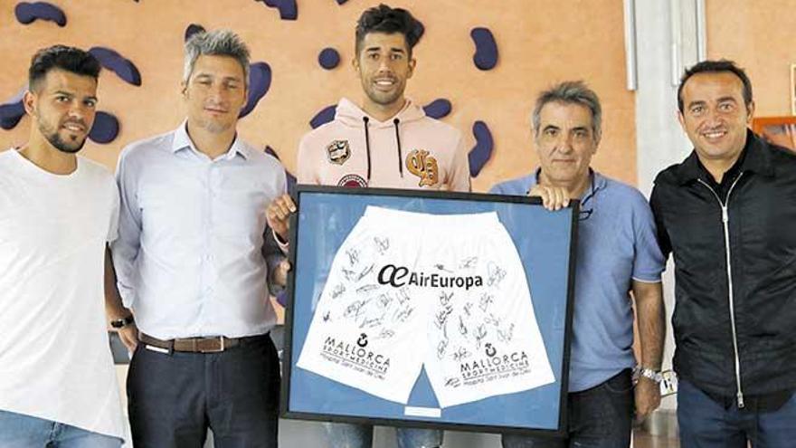 Nuevo convenio: Air Europa y Atlético Baleares vuelven a ir de la mano.