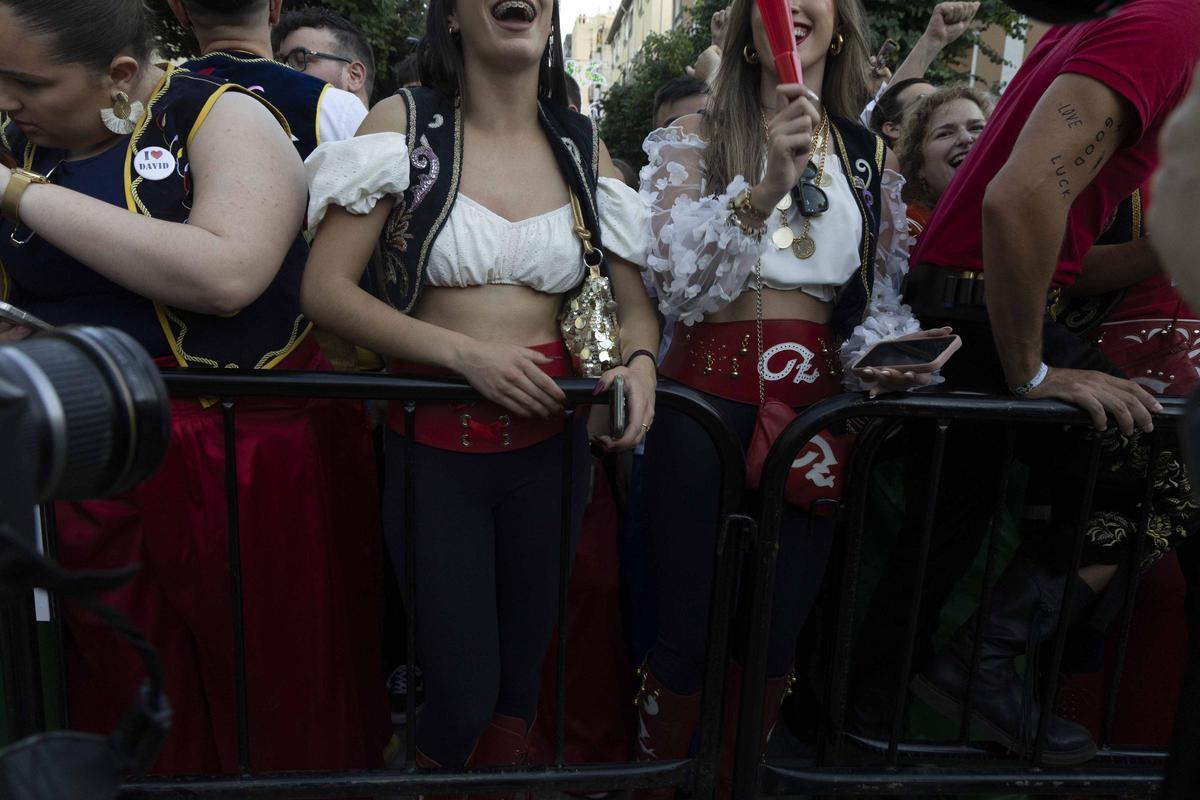 La fiesta estalla en Elda con el pasodoble "Idella"