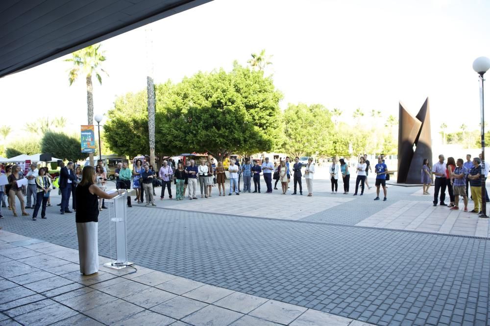 La UA da la bienvenida a los alumnos