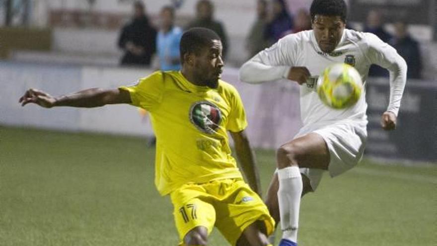 El Olímpic golea al Villarreal C en La Murta en un partido marcado por la lluvia y el frío