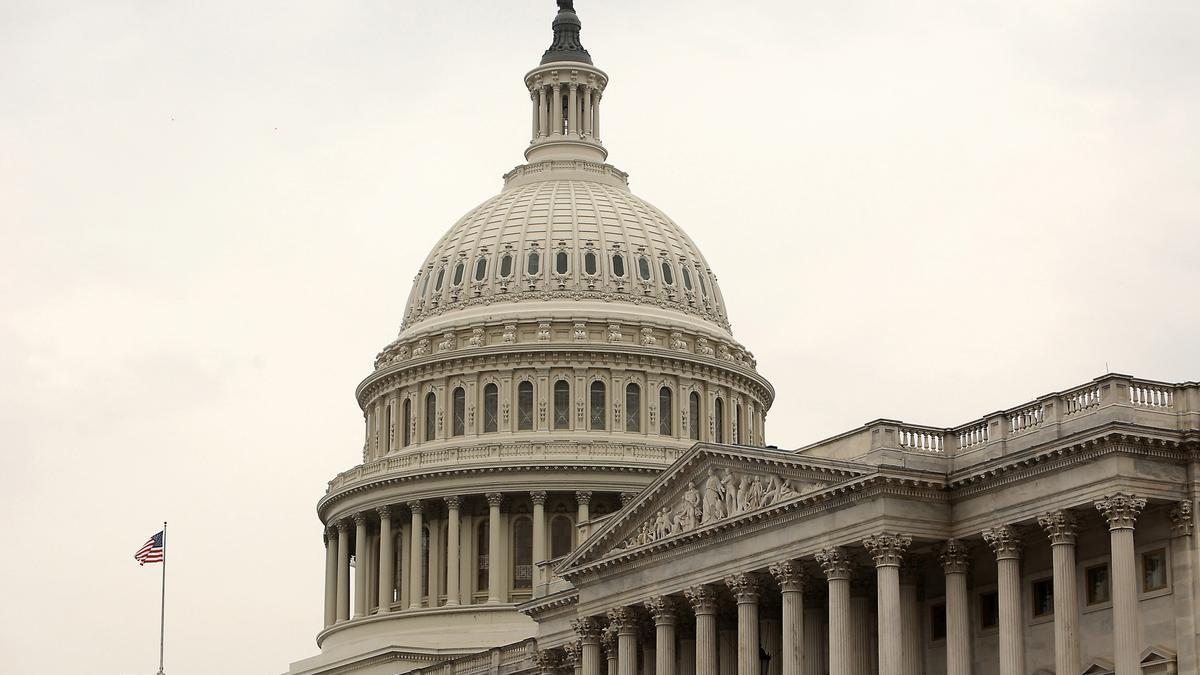 Vista general del Capitolio, sede de la Cámara de Representantes y el Senado de Estados Unidos.