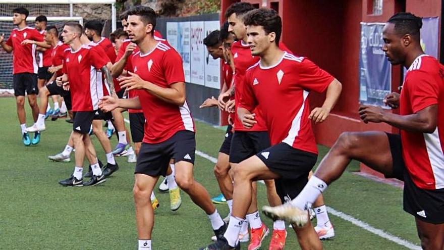 El último entrenamiento antes del choque ante el Don Benito.