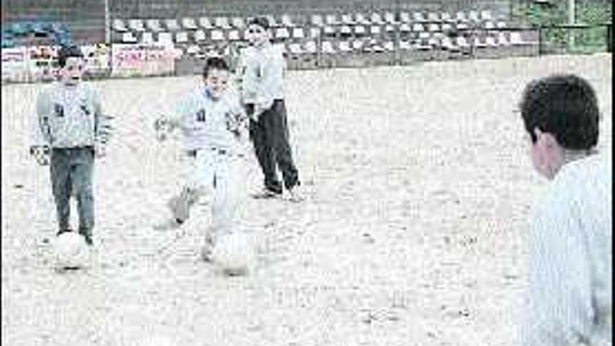 Campo de fútbol de La Marzaniella, en una imagen de archivo.