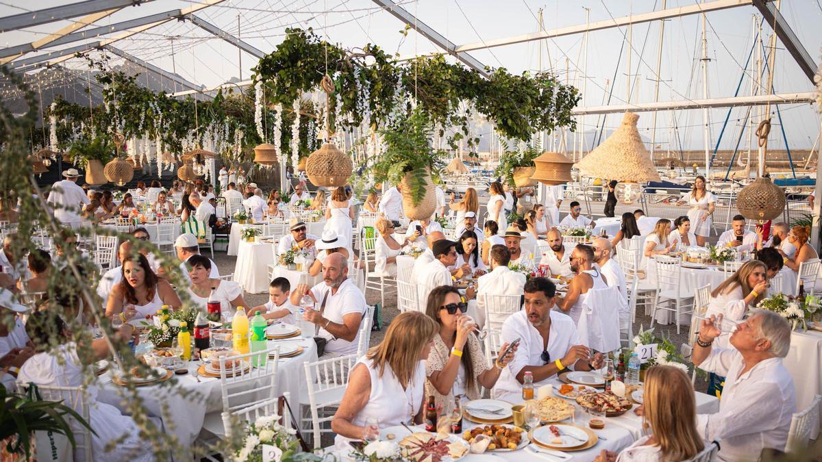 Santa Cruz de Tenerife gastó 398.976 euros en la fiesta de Bienvenida al Verano a través de diez contratos