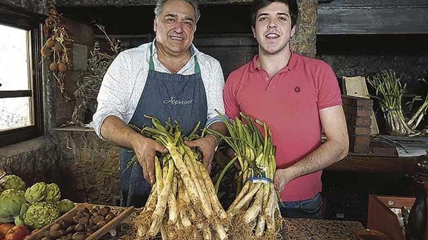 Alfonso Robledo y su hijo.