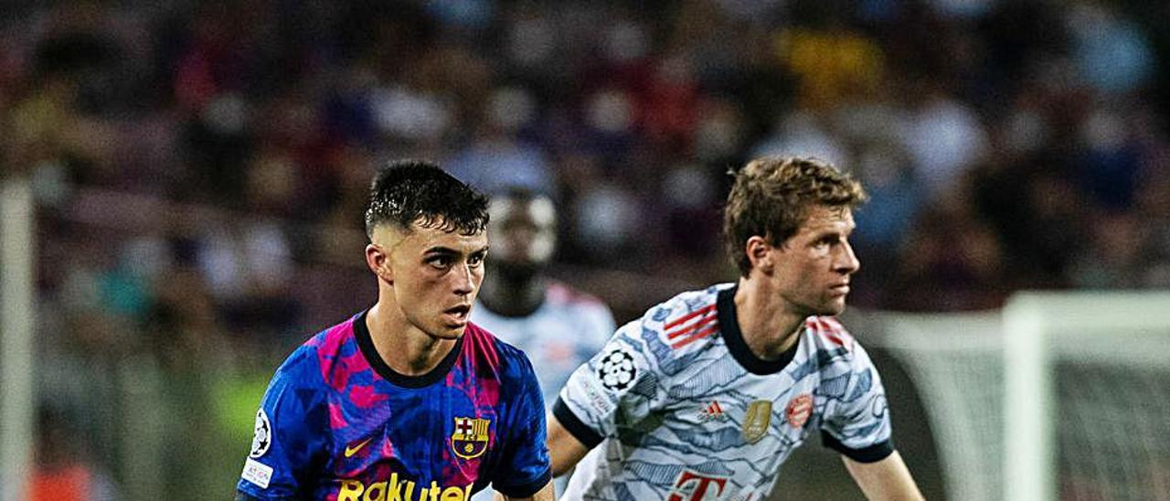 Pedri González, en una jugada del Barcelona-Bayern de Champions.