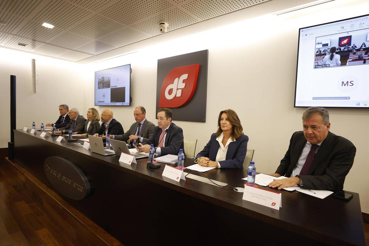 EN IMÁGENES: Los accionistas de Duro aprueban el plan de reestructuración