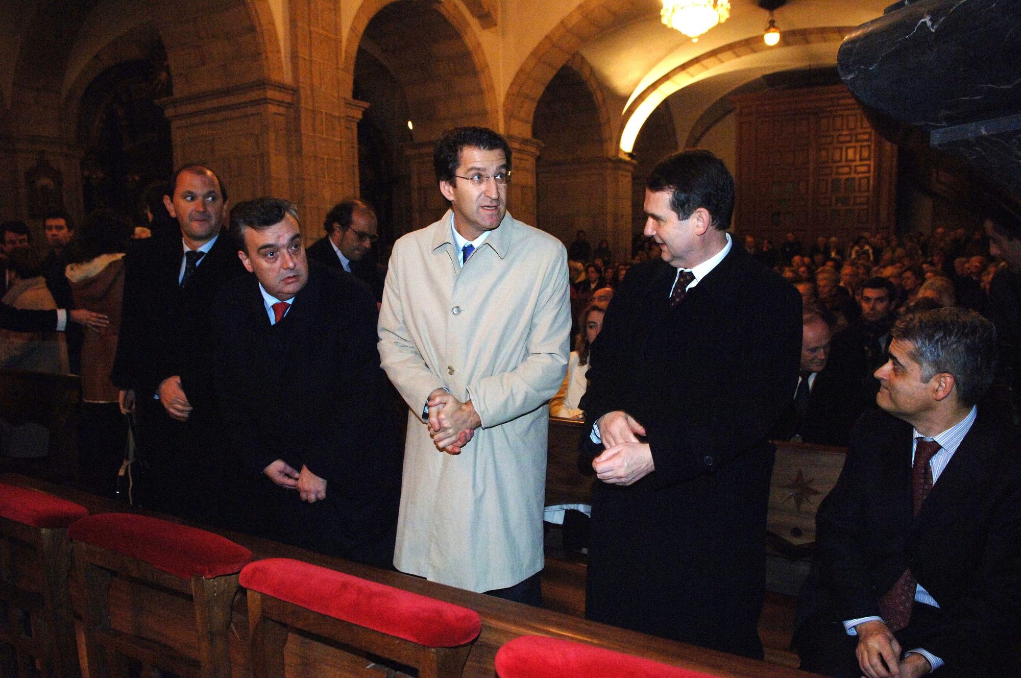Cuando Alberto Núñez Feijóo sucedió a Fraga como líder de los populares gallegos