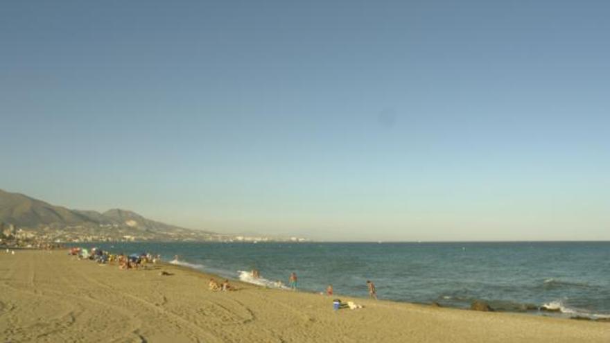 Imagen de la playa del Ejido-Castillo en Fuengirola.