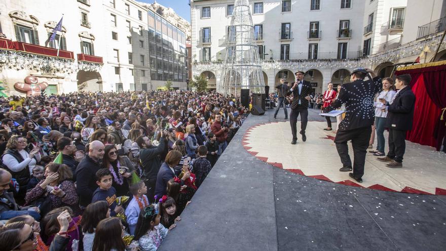 Nochevieja Australiana en la plaza del Ayuntamiento de Alicante