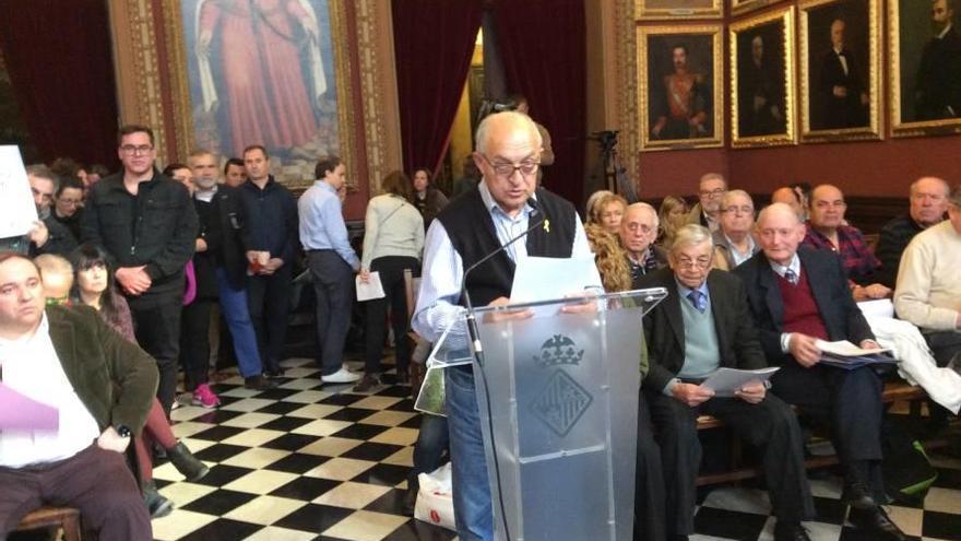 Forteza abandonó el pleno tras criticar la ordenanza de terrazas.