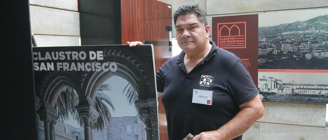 José Carlos Cudeiro trabaja como conserje en el Claustro de San Francisco